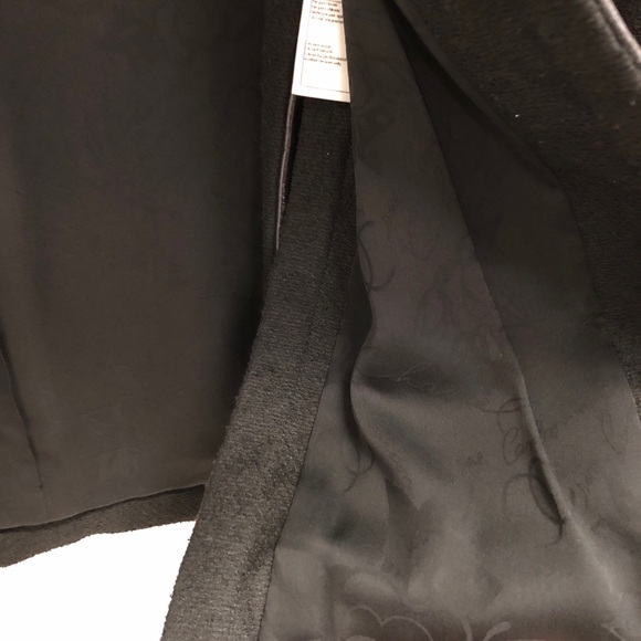 2013 CHANEL LEATHER TRIM LA PETITE VESTE NOIRE JACKET SZ 42 - Picture 5 of 8